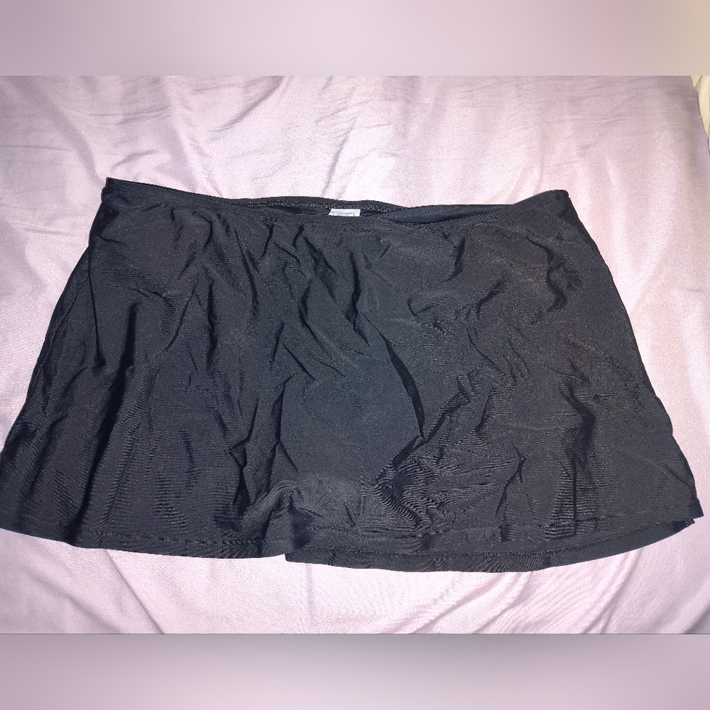 Swim Halter Tank/Skort Set - Picture 6 of 7